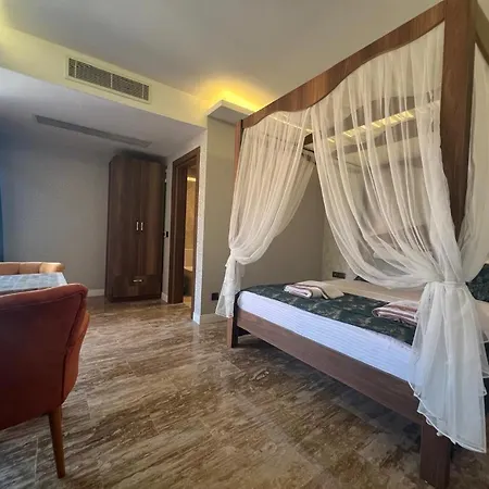 Akvaryum Butik * Karaburun (Izmir)